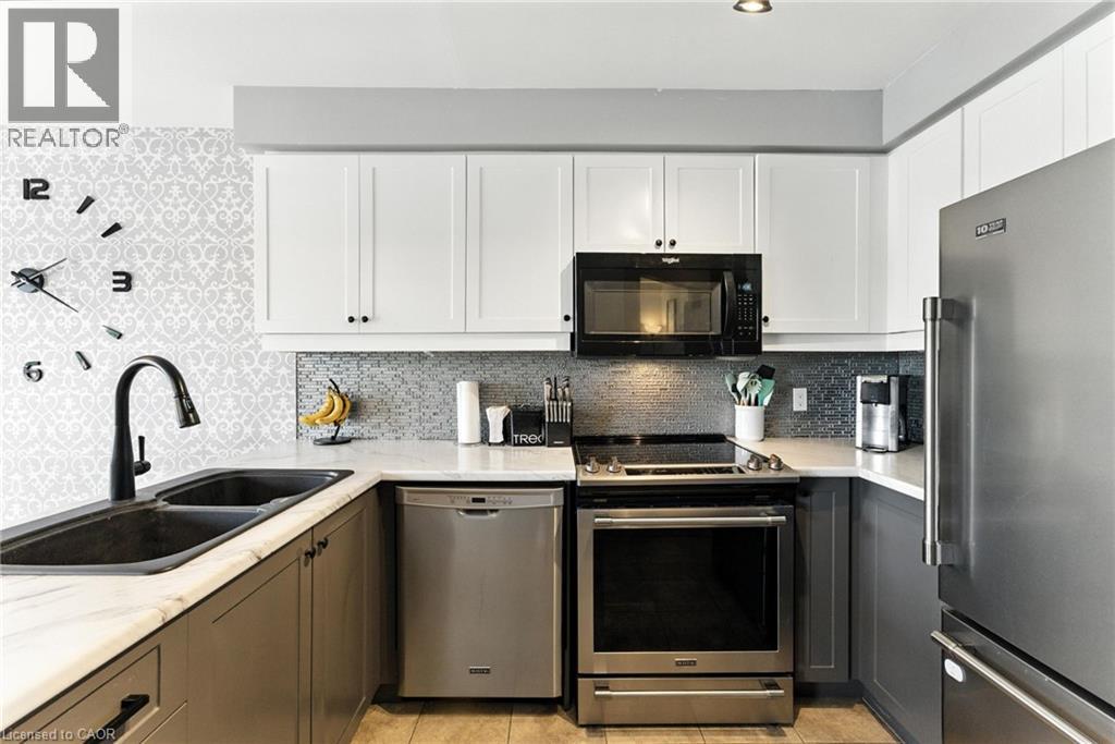 37 HILLTOP Drive - 8