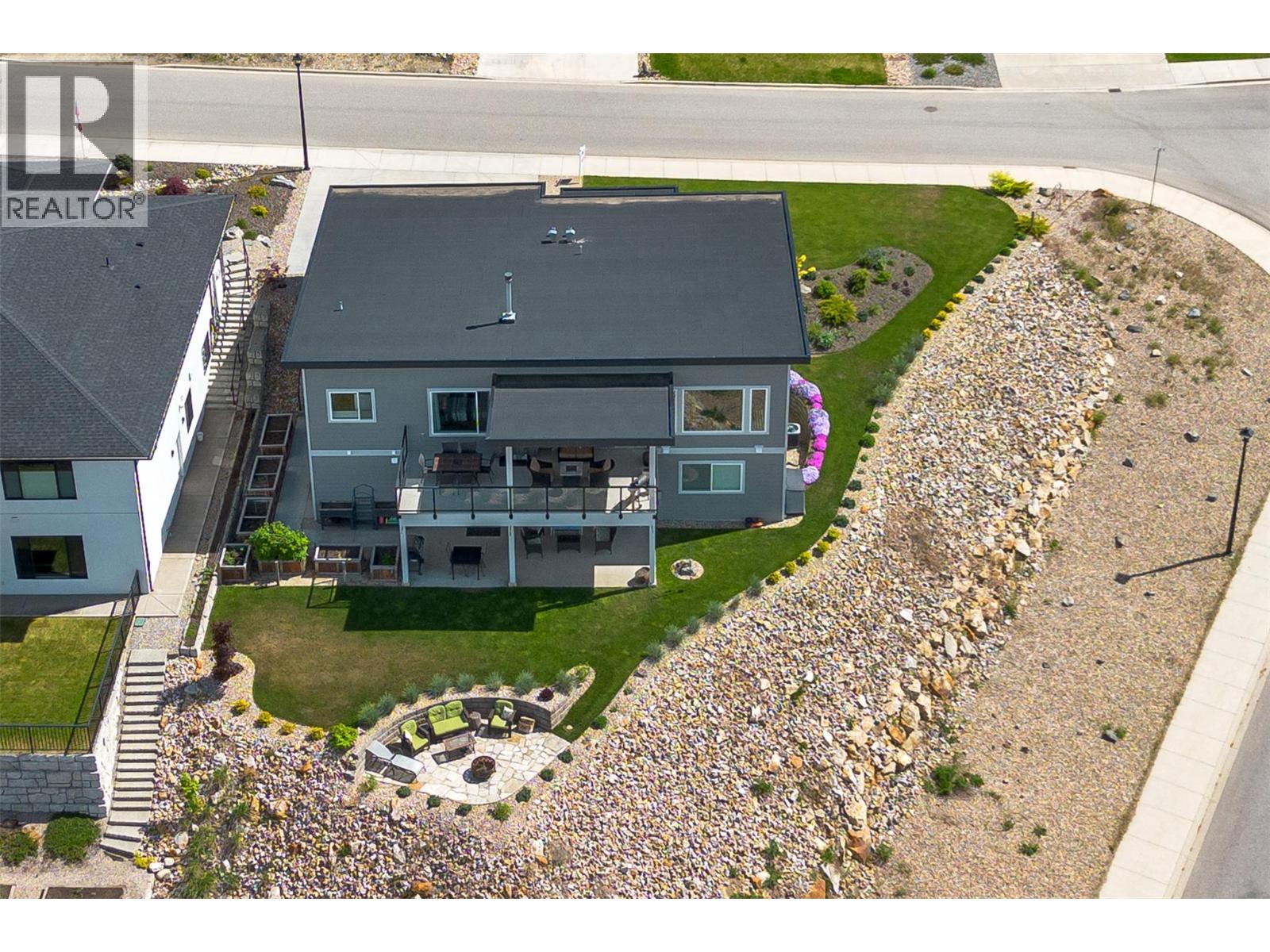  1021 17 Avenue Southeast, Salmon Arm