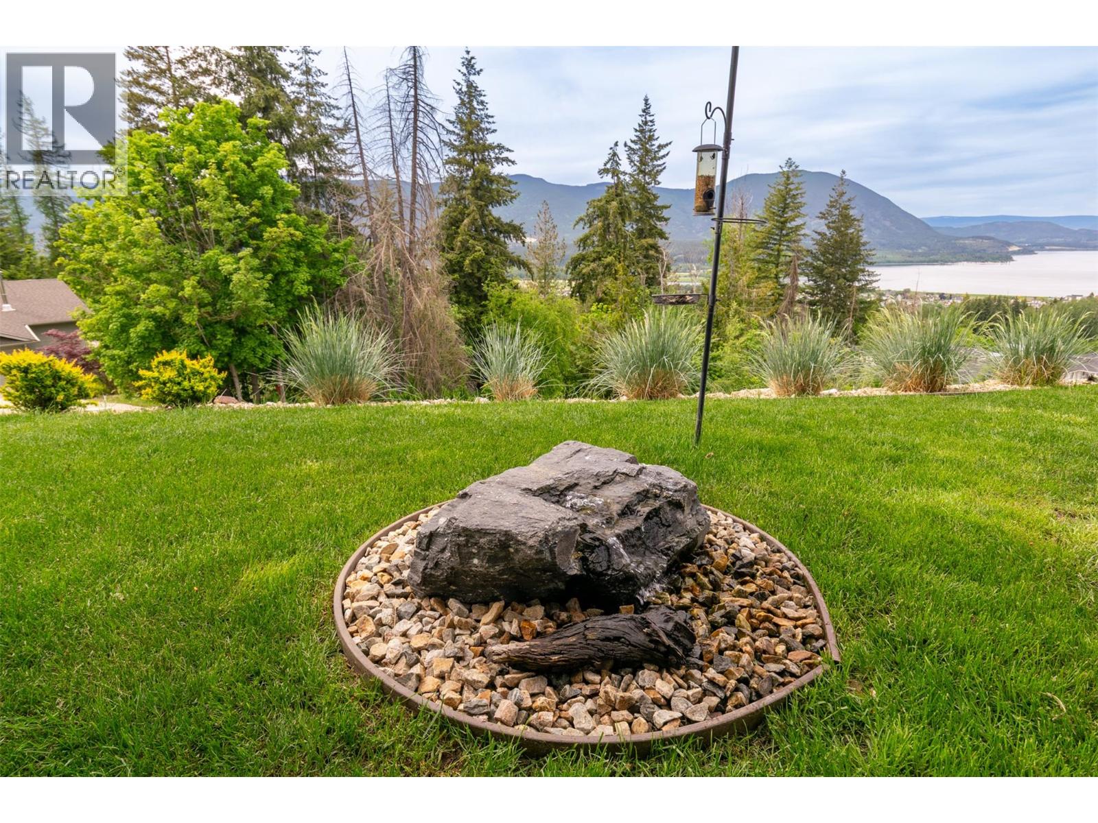  1021 17 Avenue Southeast, Salmon Arm