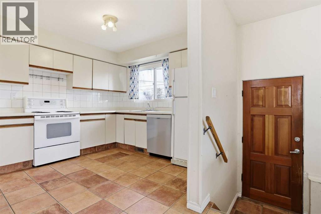 140 Fyffe Road SE - 14