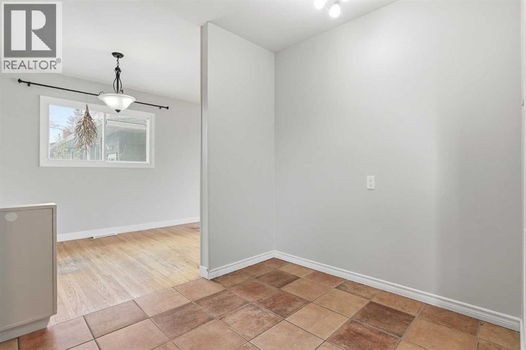 140 Fyffe Road SE - 9