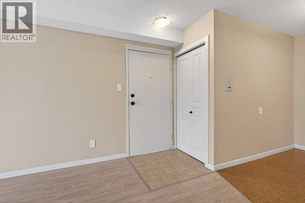 #113 6400 Coach Hill Road SW - 4