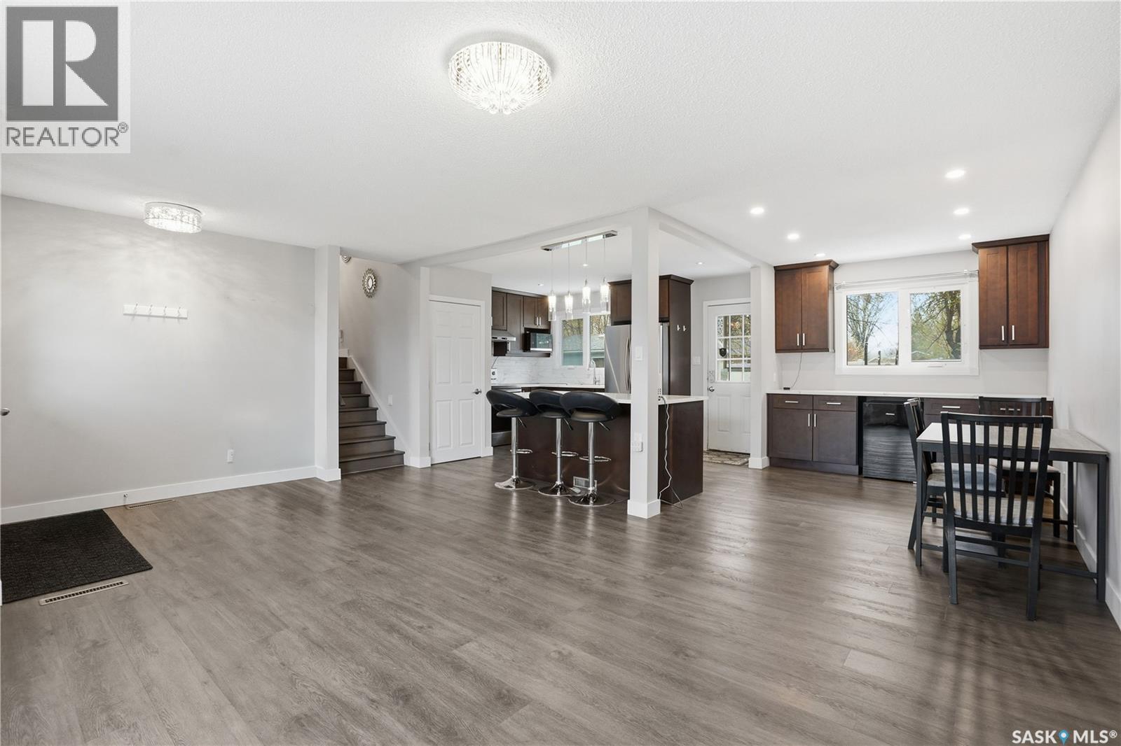 2305 Taylor STREET E - 15