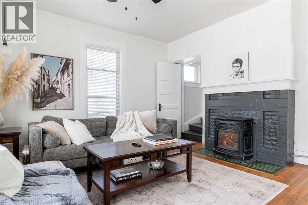 106 3 Street SE - 6