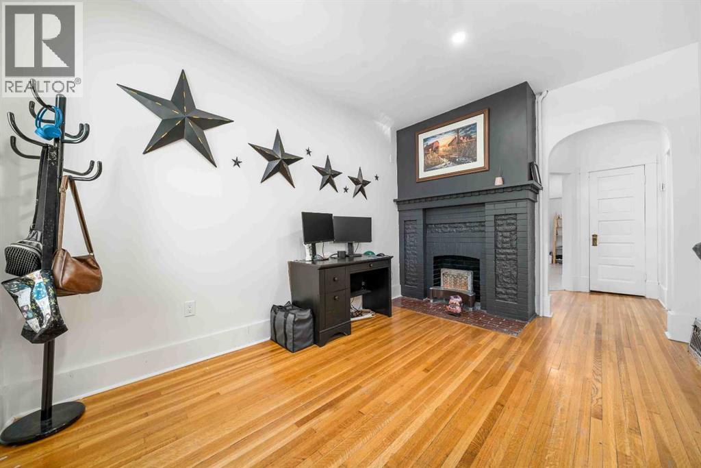 106 3 Street SE - 23