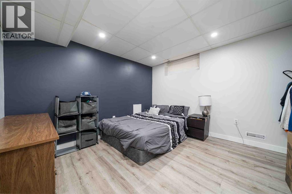 106 3 Street SE - 38