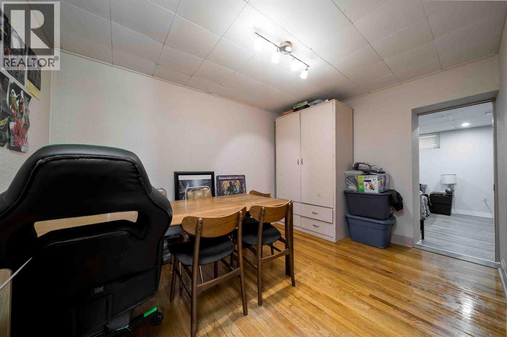 106 3 Street SE - 36
