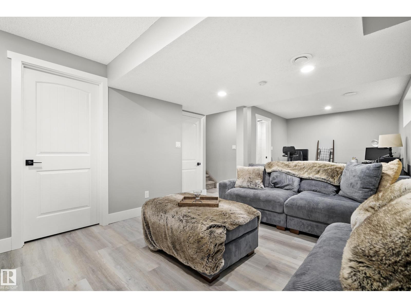 14740 140 ST NW, Edmonton