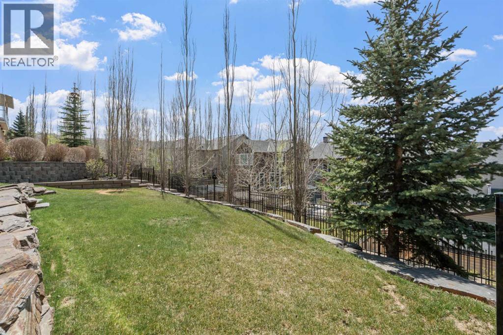 88 Crestridge Way SW - 44