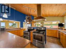 8900 Keith Wagner Way, Denman Island, BC V0R1T0 Photo 26