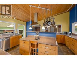 8900 Keith Wagner Way, Denman Island, BC V0R1T0 Photo 28