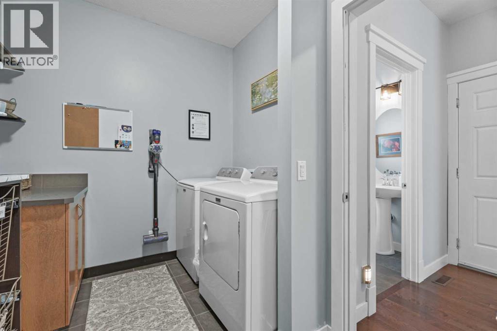 64 Drake Landing Crescent - 8