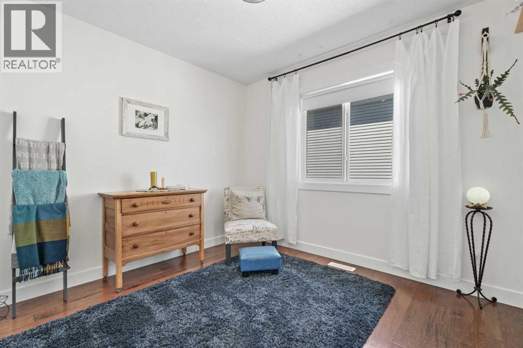 64 Drake Landing Crescent - 32