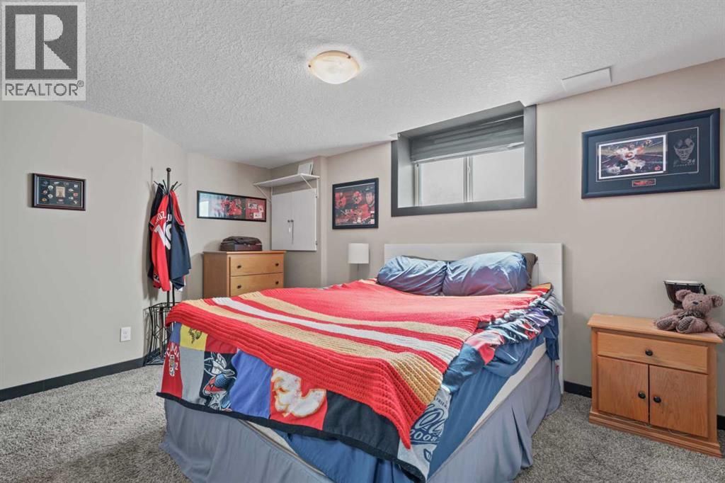 64 Drake Landing Crescent - 44