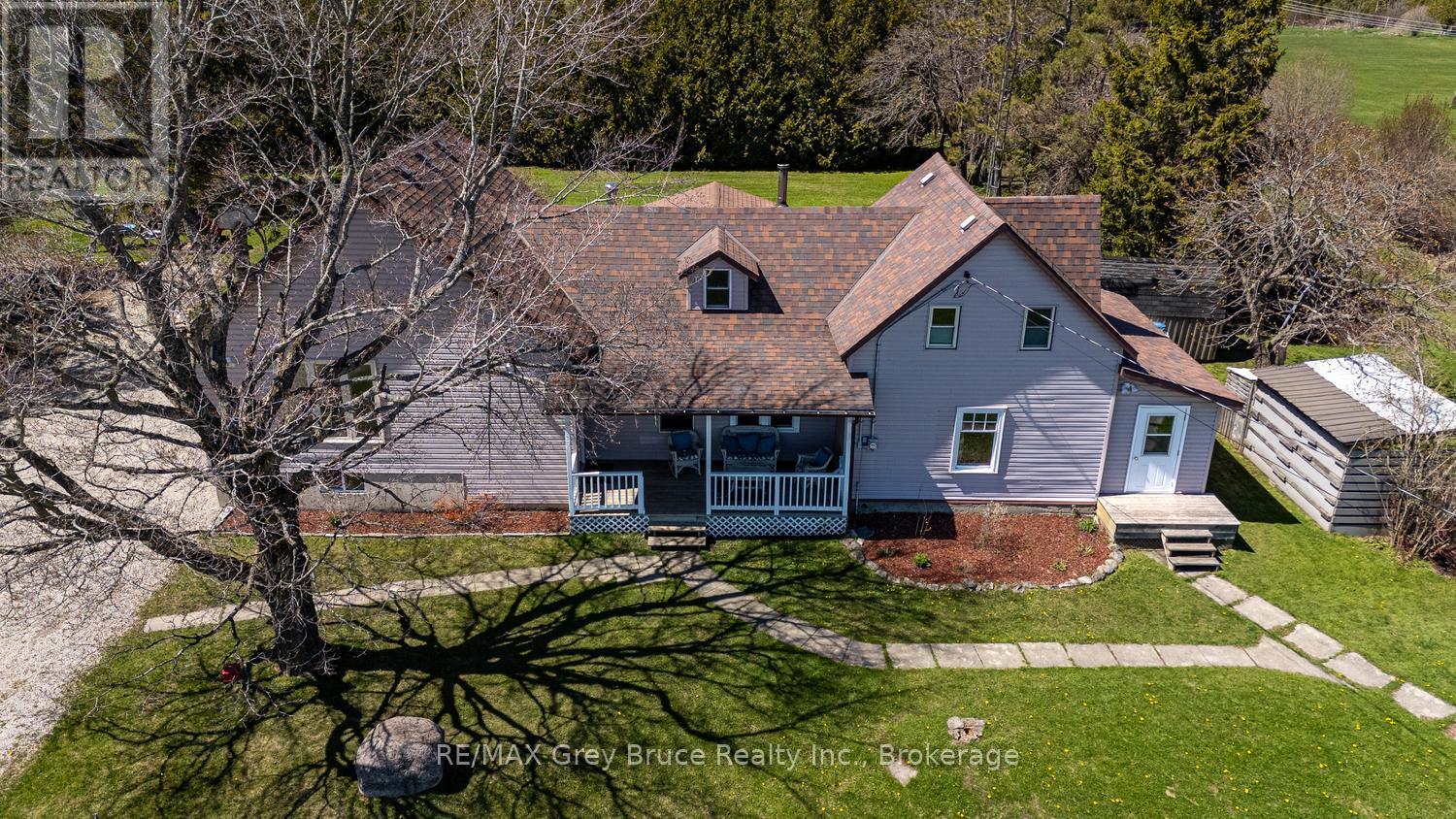 206 LINDSAY ROAD 30 - 1