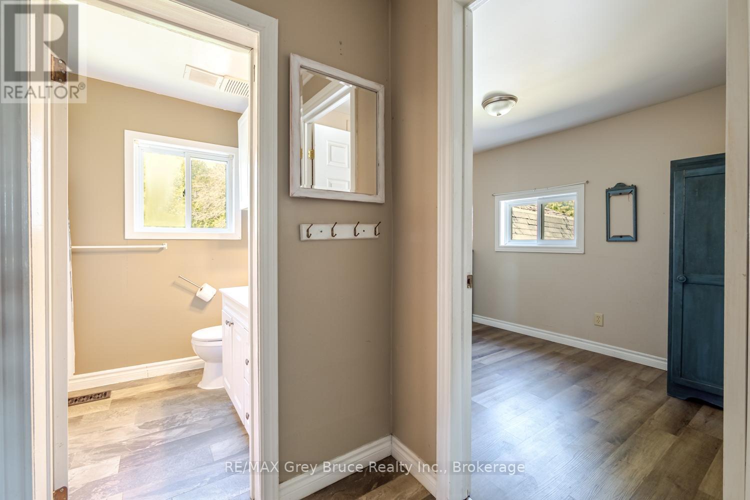 206 LINDSAY ROAD 30 - 18