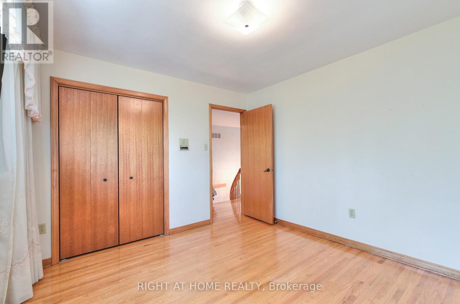 101 RAYMERVILLE DRIVE - 16