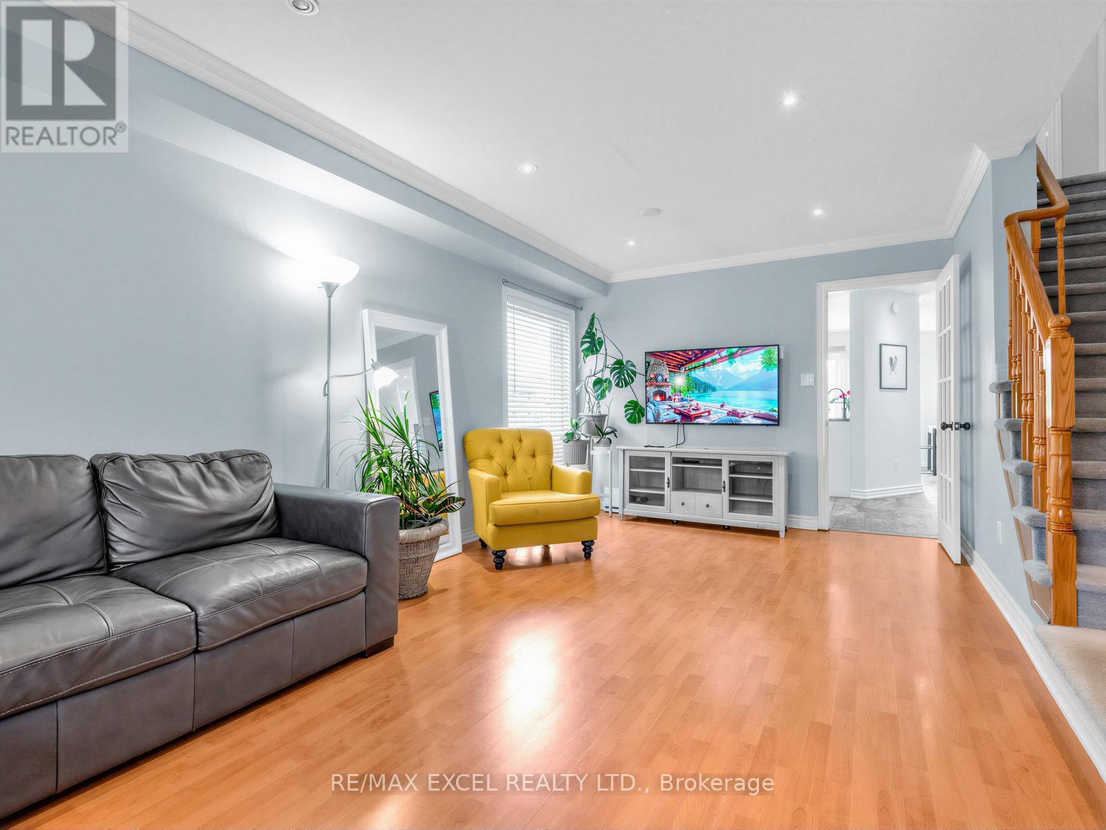 764 CRAIGHURST COURT - 5