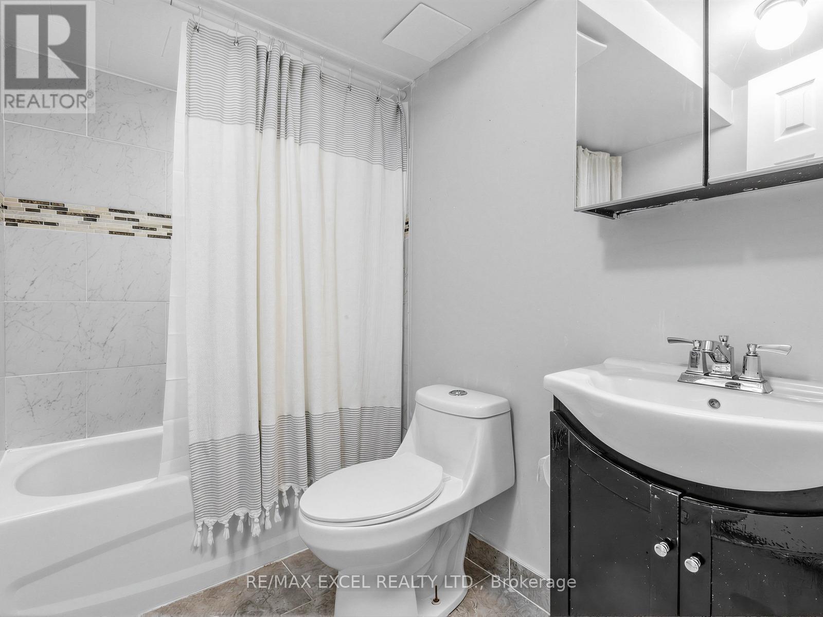 764 CRAIGHURST COURT - 29