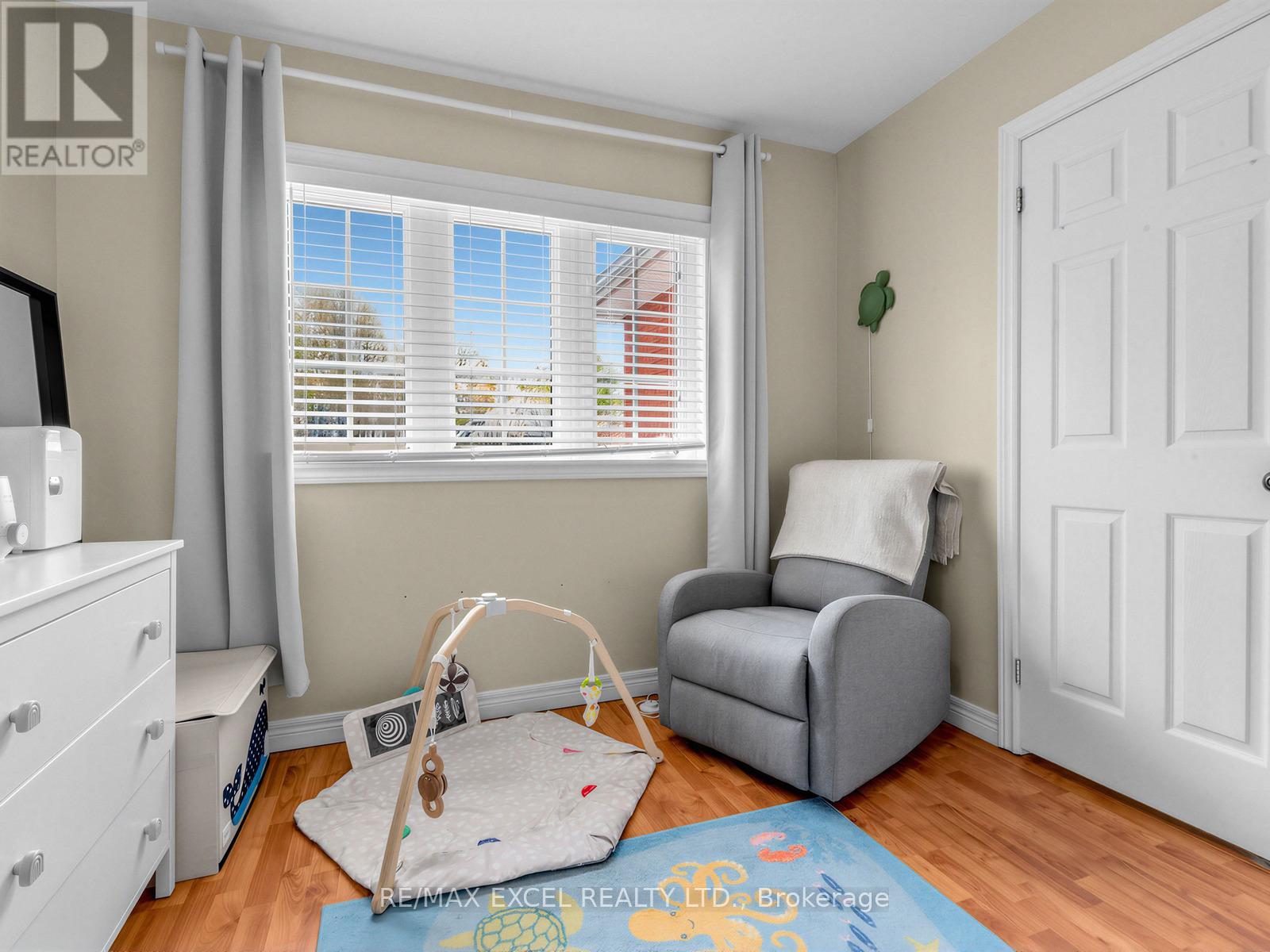 764 CRAIGHURST COURT - 20