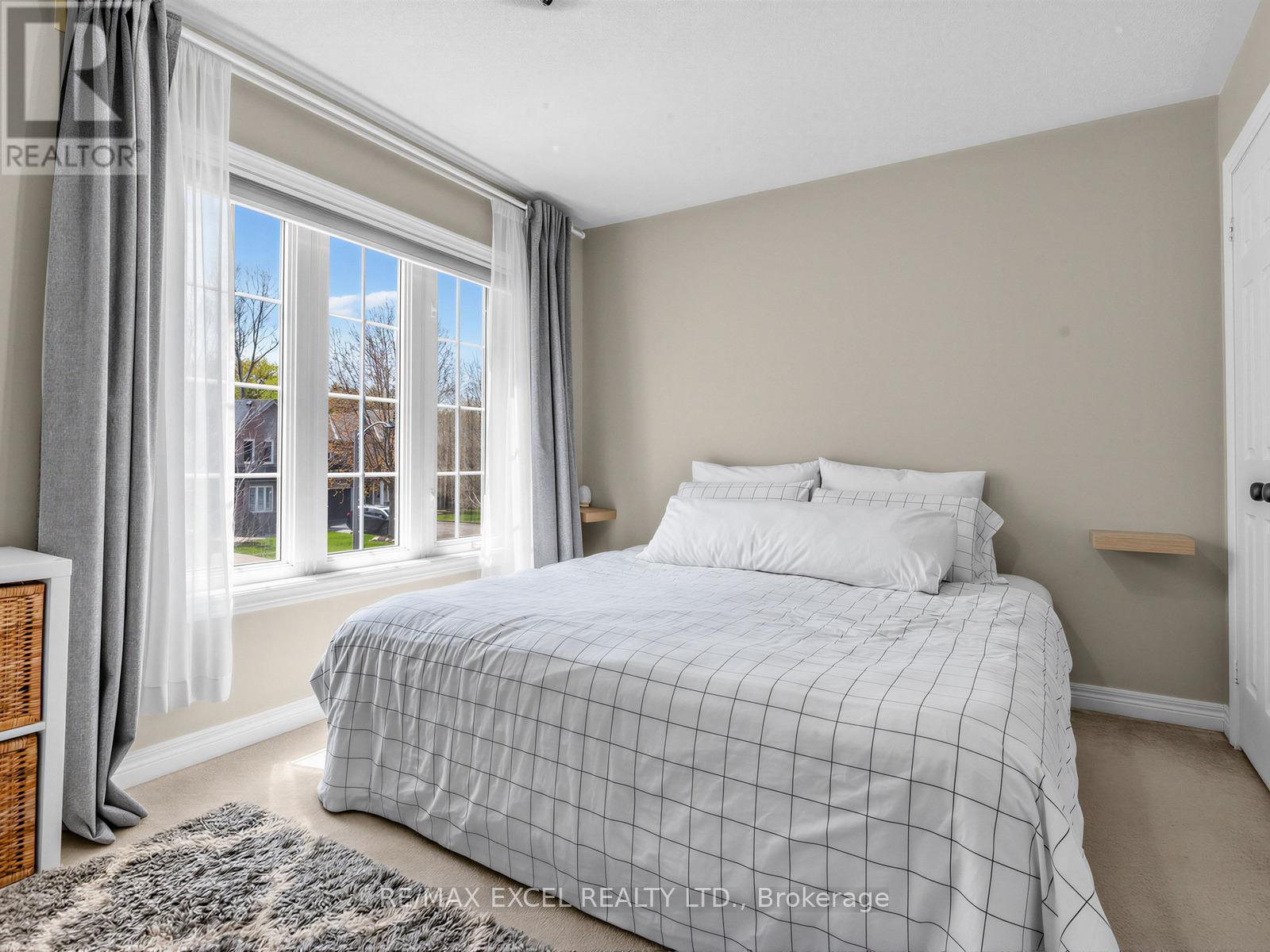 764 CRAIGHURST COURT - 19
