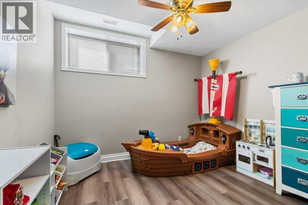 58 Lagrange Crescent - 31