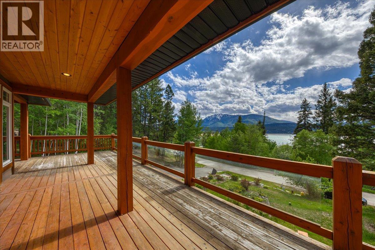 8442 Richardson Crescent - 40