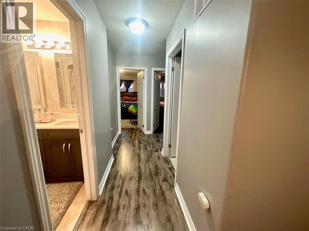 42 ST PAUL Avenue, Brantford, Ontario, N3T4E6 — Photo 14