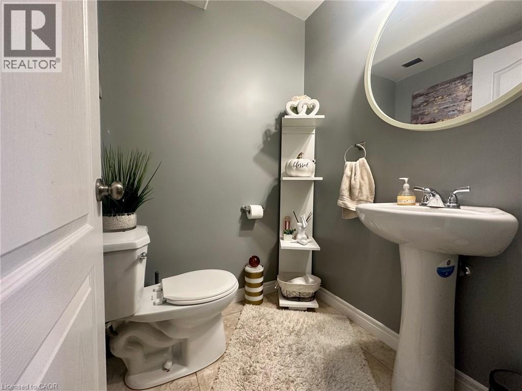 42 ST PAUL Avenue, Brantford, Ontario, N3T4E6 — Photo 20