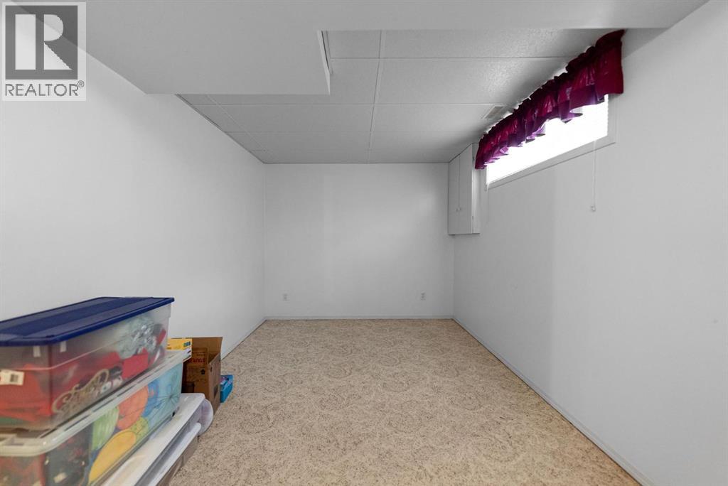 410A Edgewood Close — photo 24