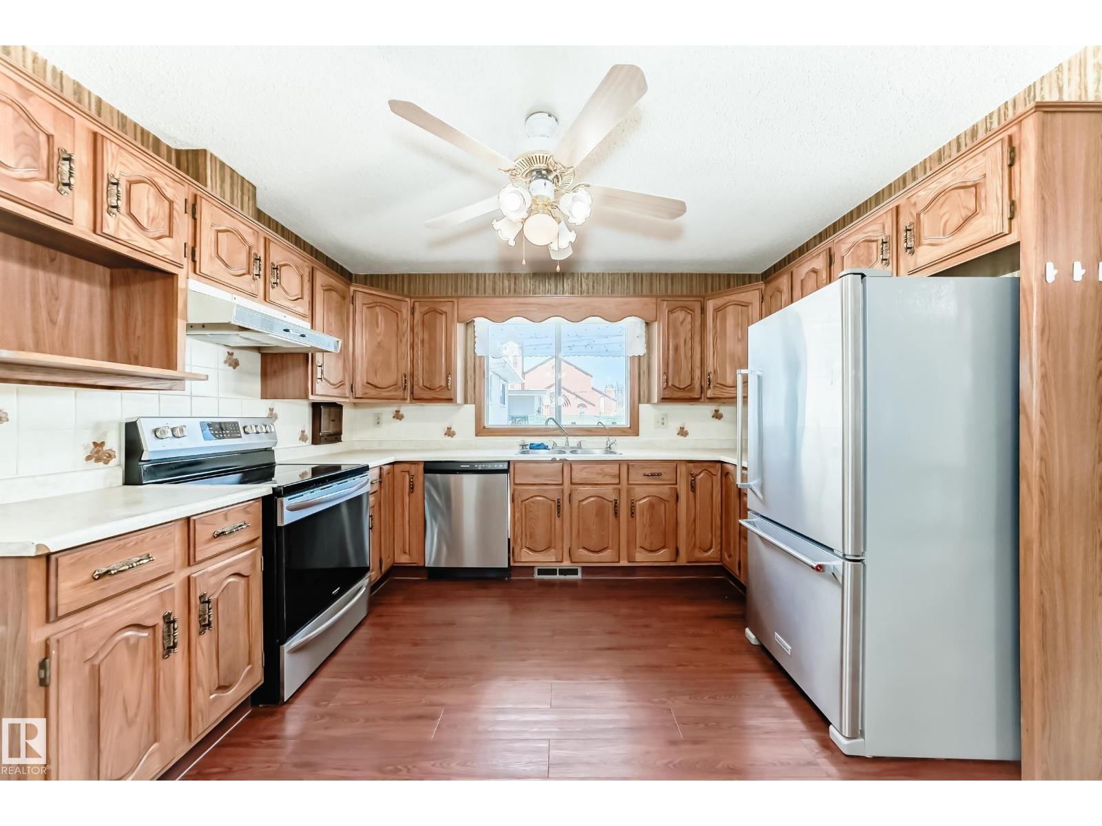 12245 55 ST NW - 3