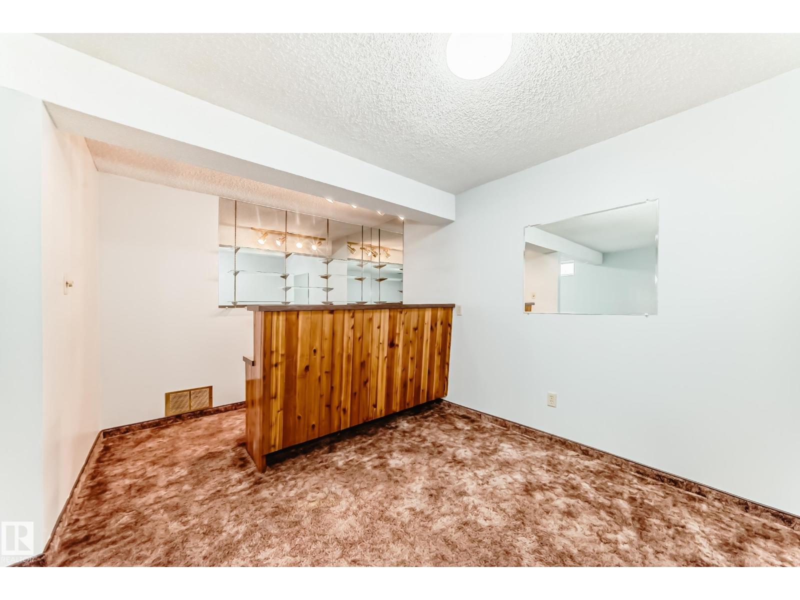12245 55 ST NW - 35
