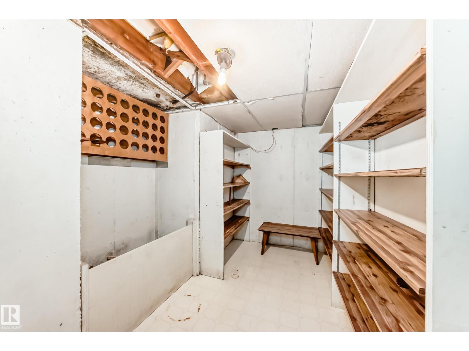 12245 55 ST NW - 40