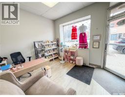 8 3rd Avenue N, Yorkton, SK S3N1C1 Photo 34