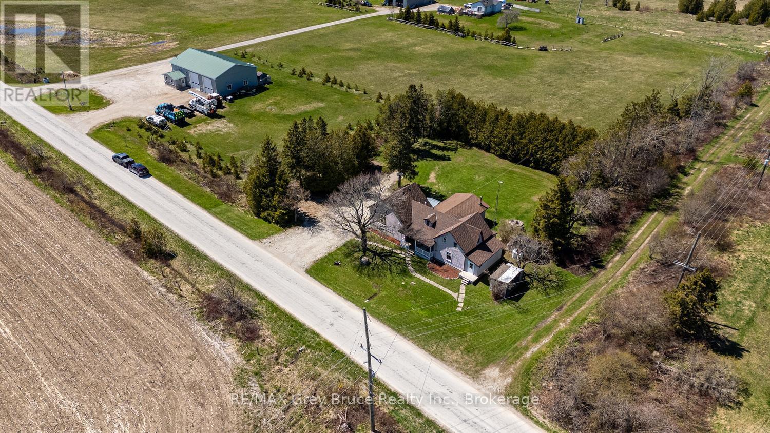 206 LINDSAY ROAD 30 - 38
