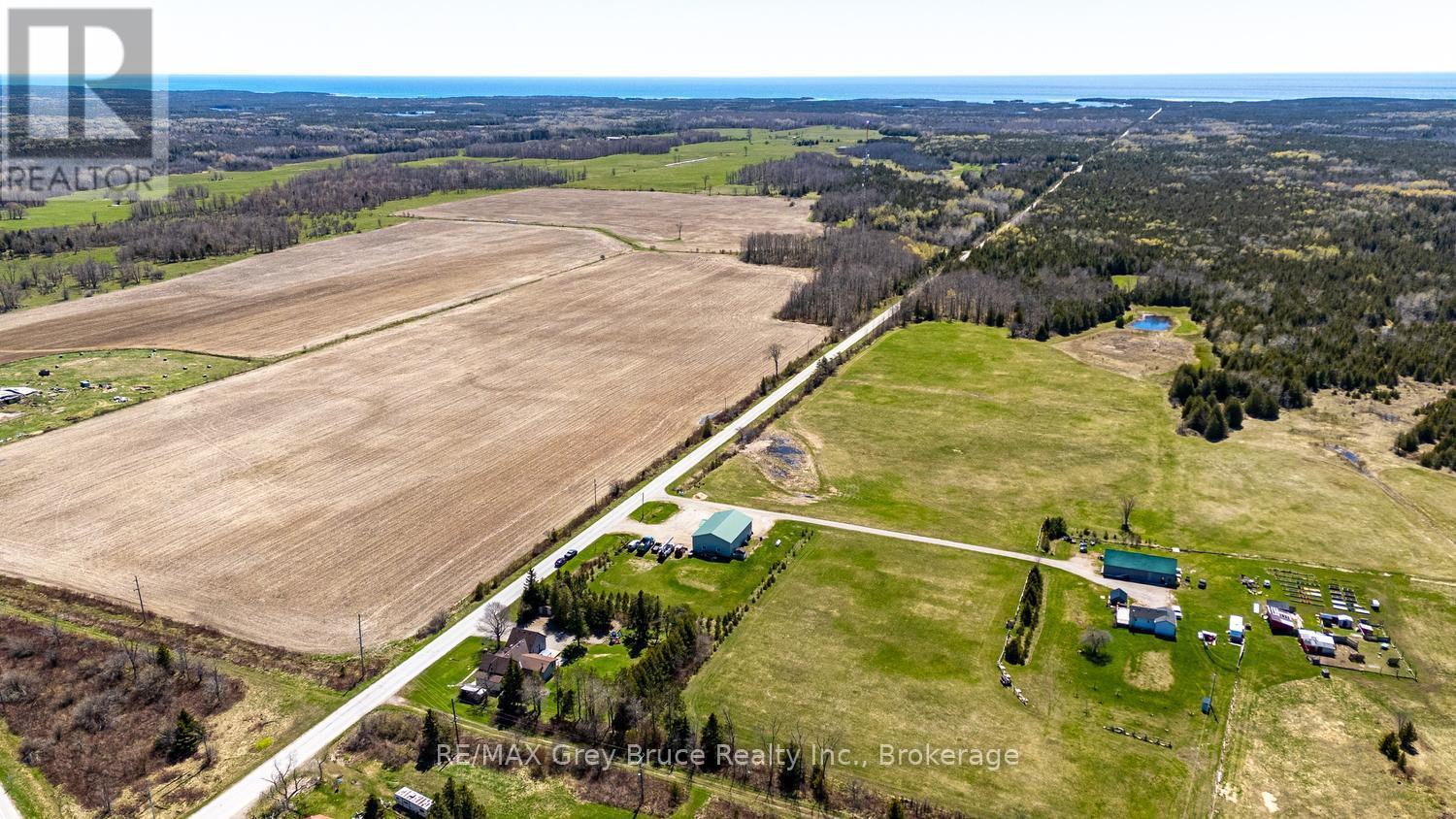 206 LINDSAY ROAD 30 - 40