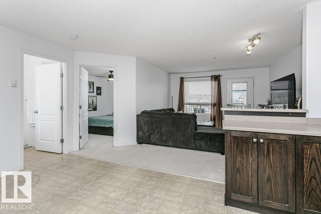 #6305 7331 SOUTH TERWILLEGAR DR NW - 12
