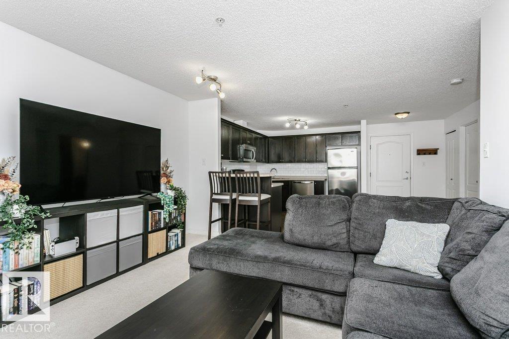#6305 7331 SOUTH TERWILLEGAR DR NW - 9