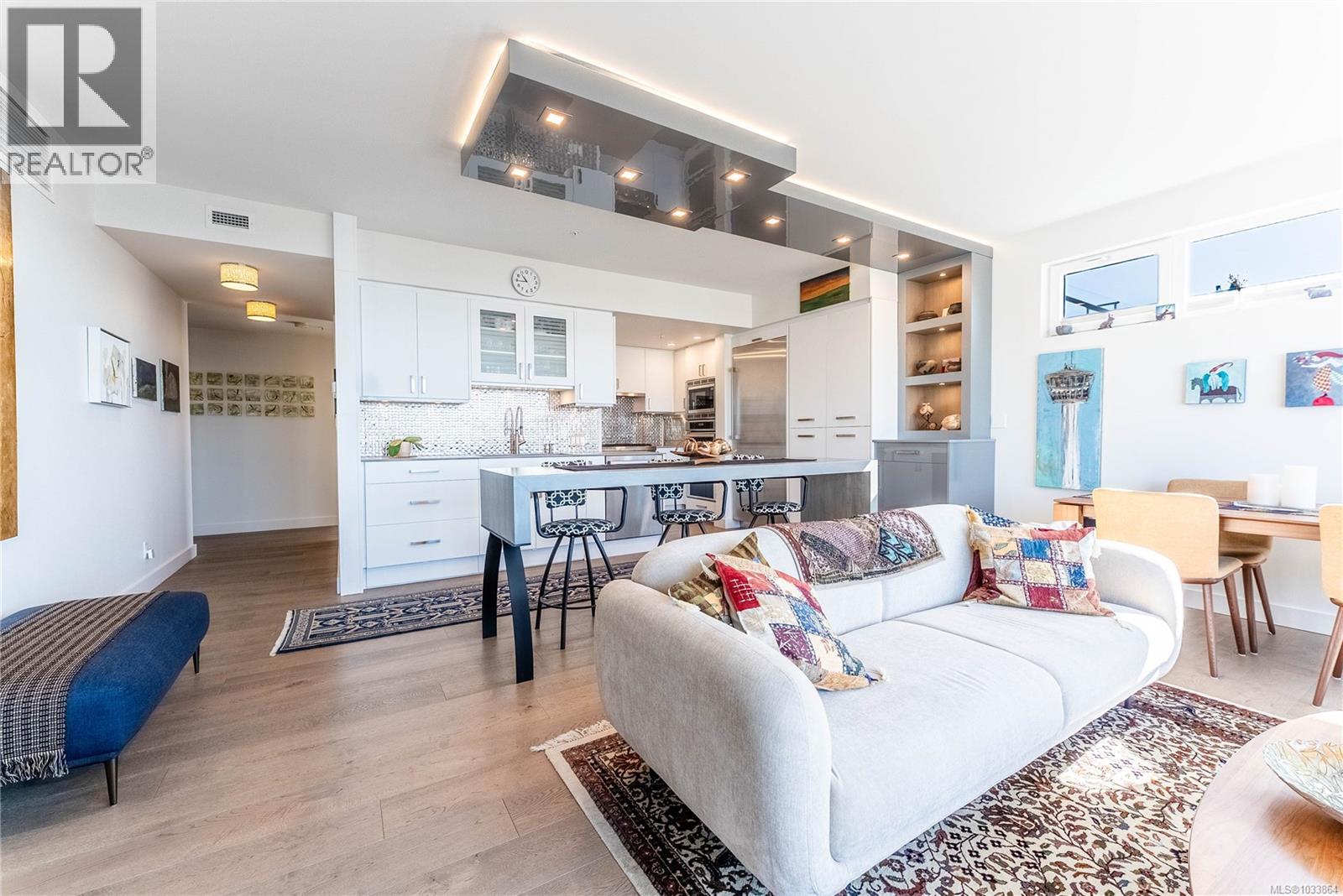 #12 9667B First St - 5