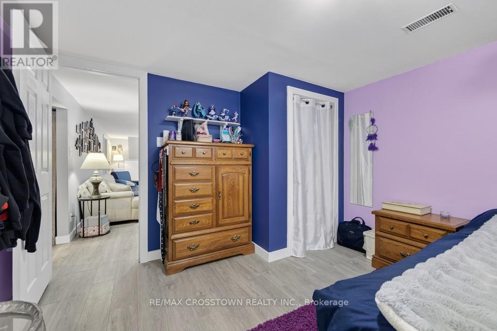 15 SMALLMAN DRIVE - 21