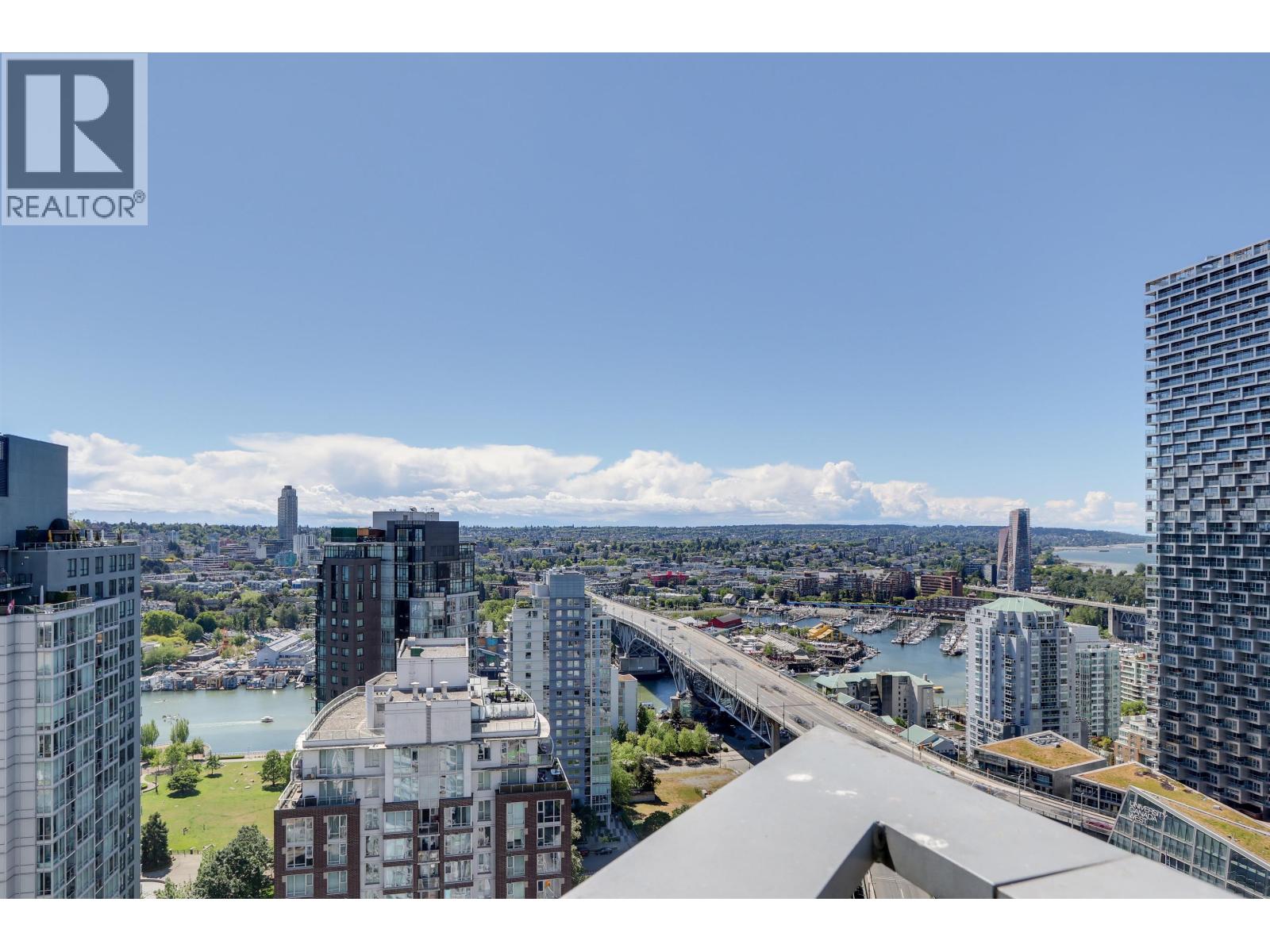 3501 1372 SEYMOUR Street - main photo