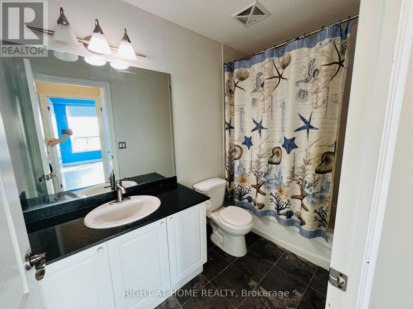 #LPH209 15 NORTH PARK ROAD - 12