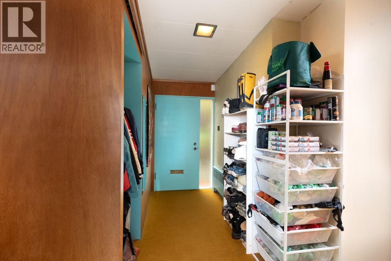 2338 OTTAWA AVENUE, West Vancouver
