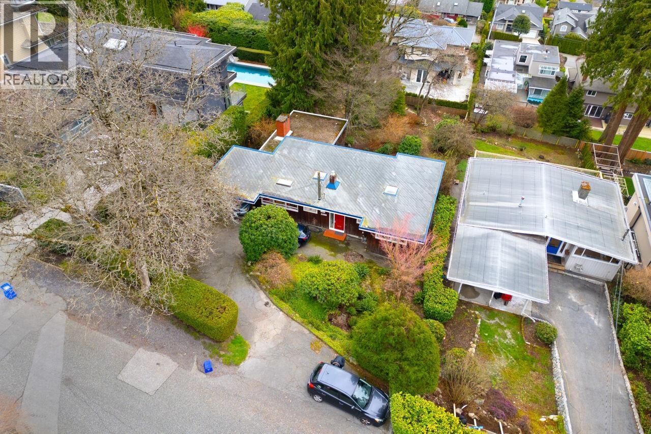 2338 OTTAWA AVENUE, West Vancouver
