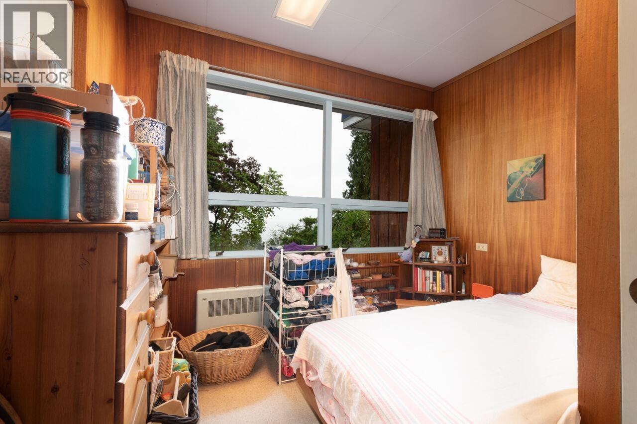 2338 OTTAWA AVENUE, West Vancouver