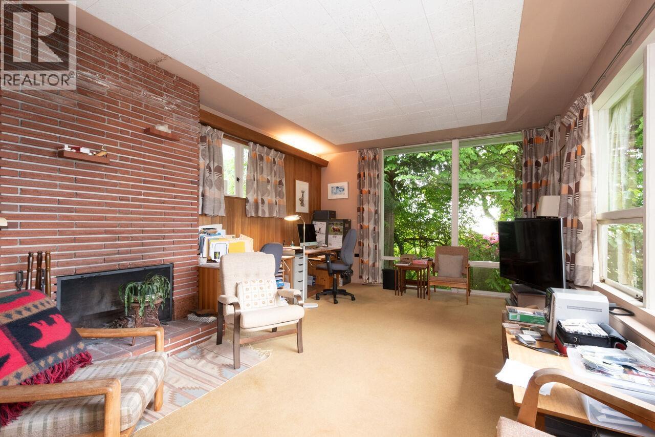 2338 OTTAWA AVENUE, West Vancouver