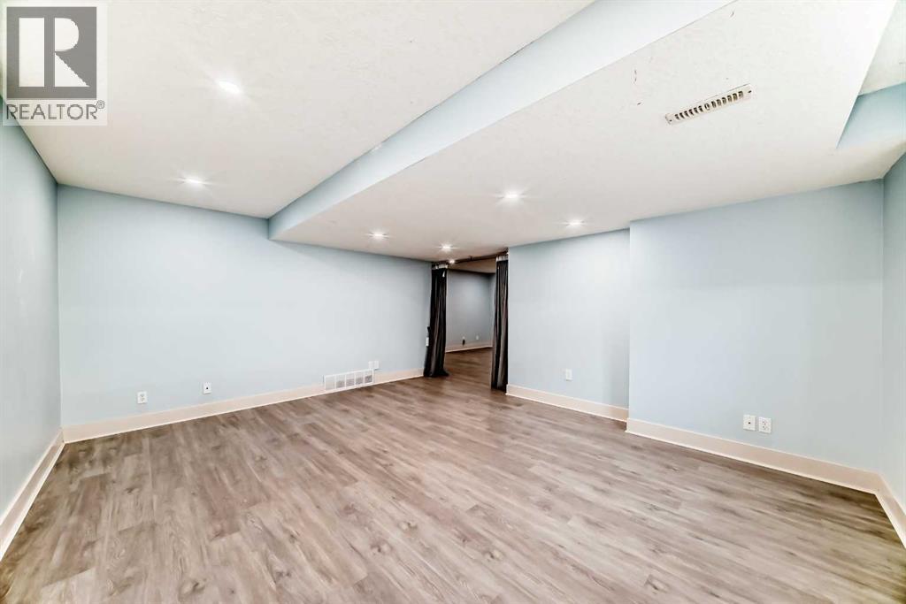 331 Royal Oak Heath NW - 37