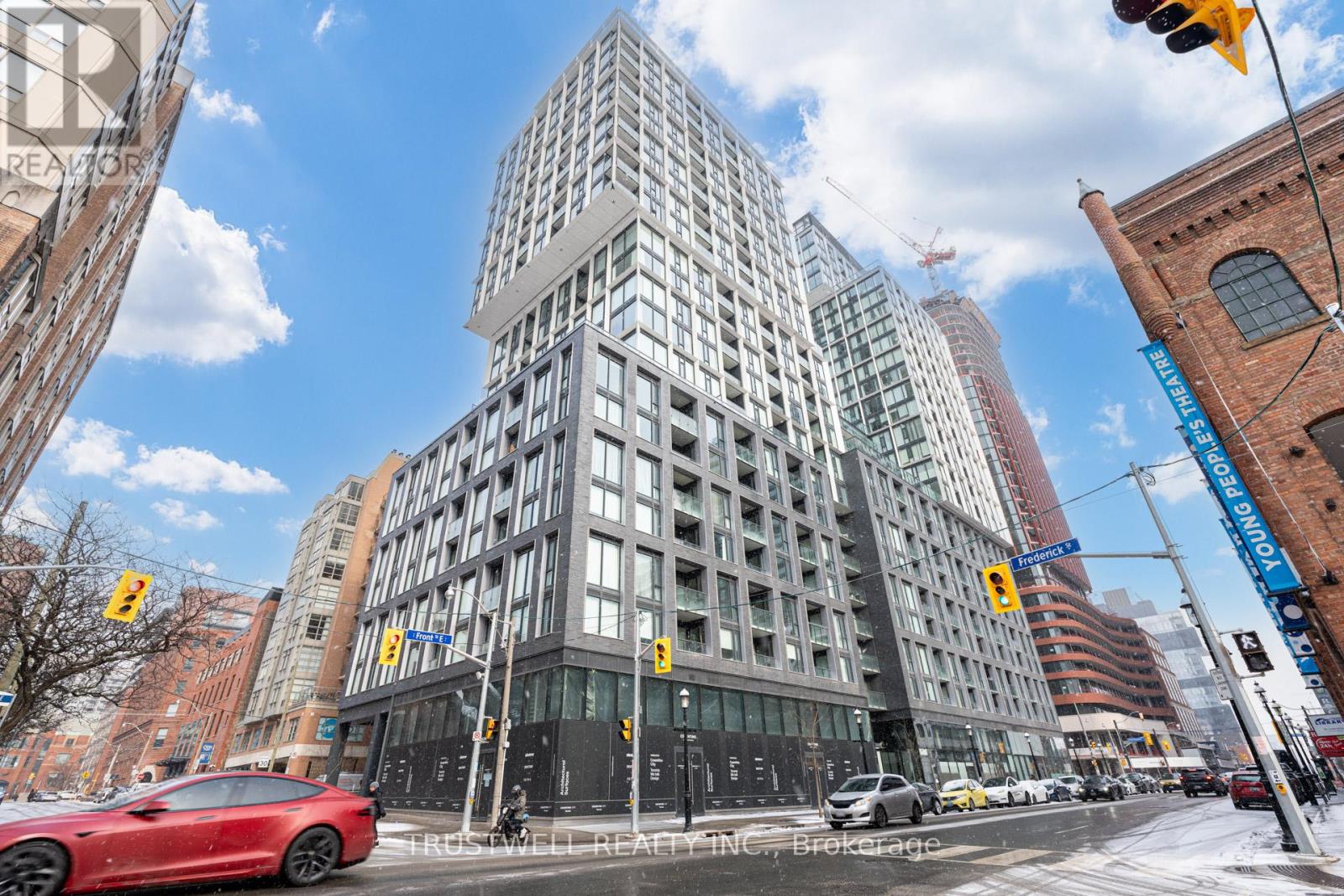 #1004 158 FRONT STREET E - 1
