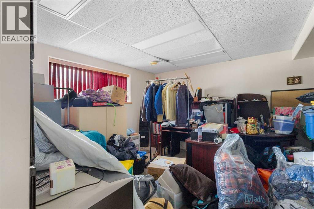 169 Beddington Circle NE - 23
