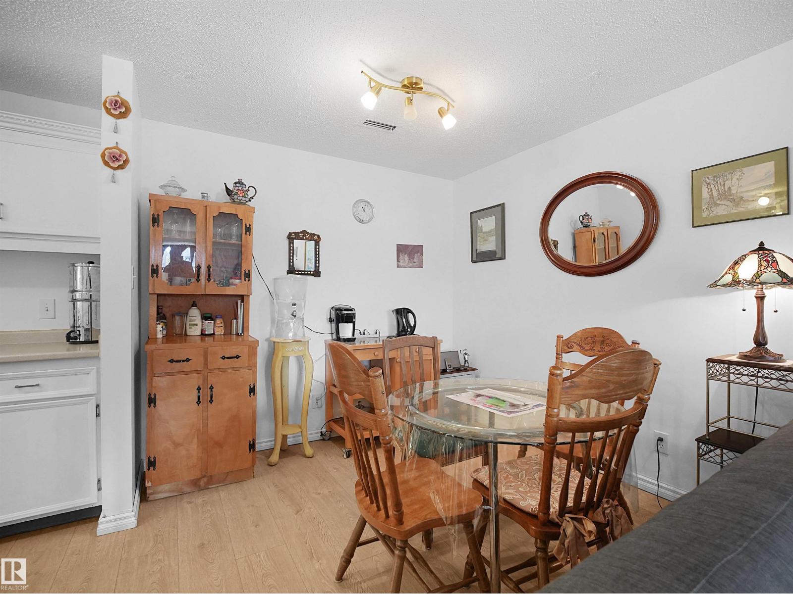 #156 2703 79 ST NW - 10